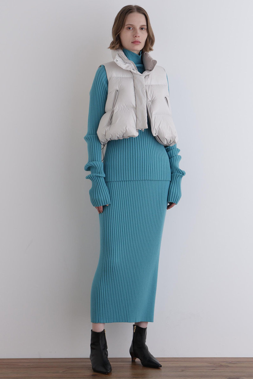 美品✨LE PHIEL リバーシブルボリュームダウンベスト　ベージュ LE PHIL(ル フィル)｜リバーシブルボリュームダウンベスト/ベージュ の