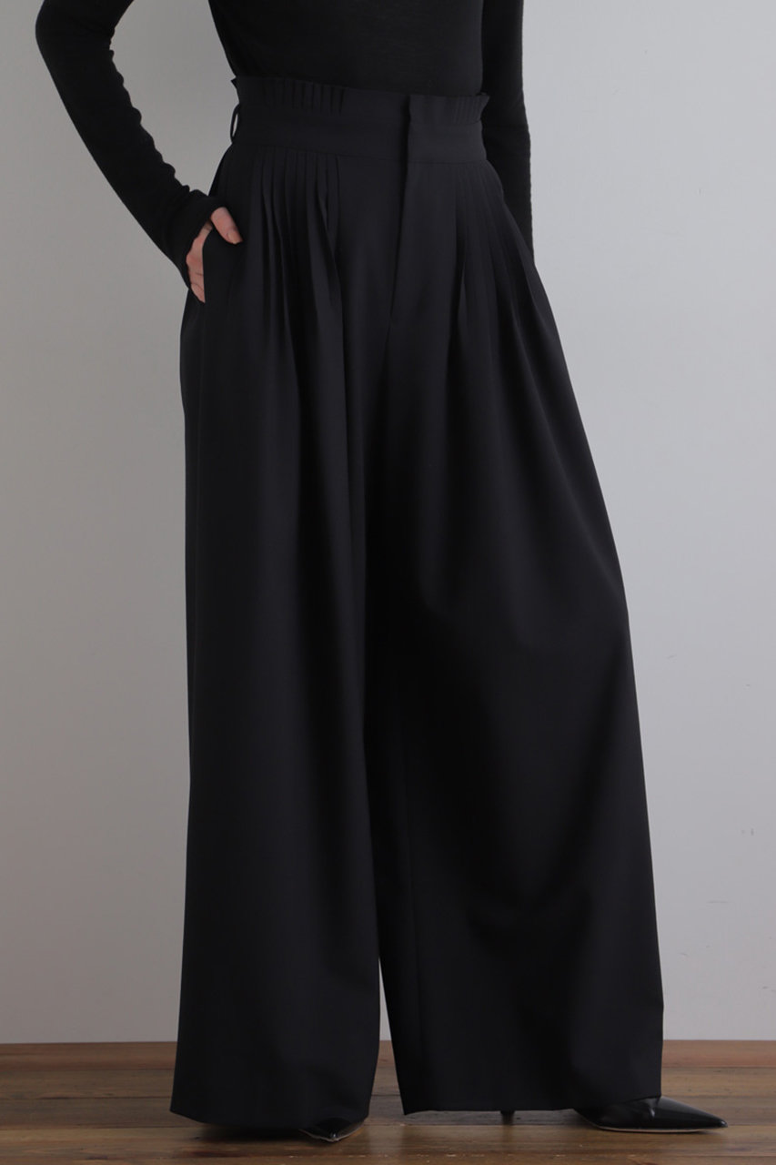 ルフィル　LE PHILタックコクーンパンツ　ハイウエスト　カーヴィ　黒 ルフィル LE PHILタックコクーンパンツ ハイウエスト カーヴィ 黒