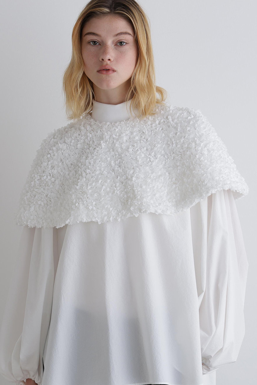 LE PHIL(ル フィル)｜3Dエンブロイダリーケープ/ホワイト の通販