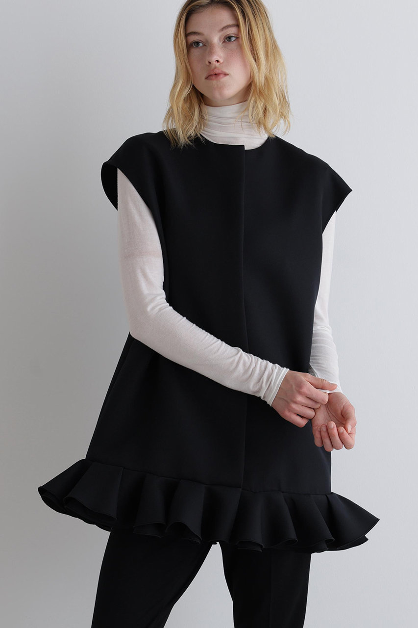 今期 新品 LE PHIL ルフィル トリプルクロスペプラムジレ ブラック LE PHIL(ル フィル)｜トリプルクロスペプラムジレ/ブラック の通販