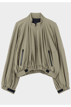 ル フィル/LE PHILの《LE PHIL SPORTS》ナイロンショート丈ブルゾン(110800/110801)