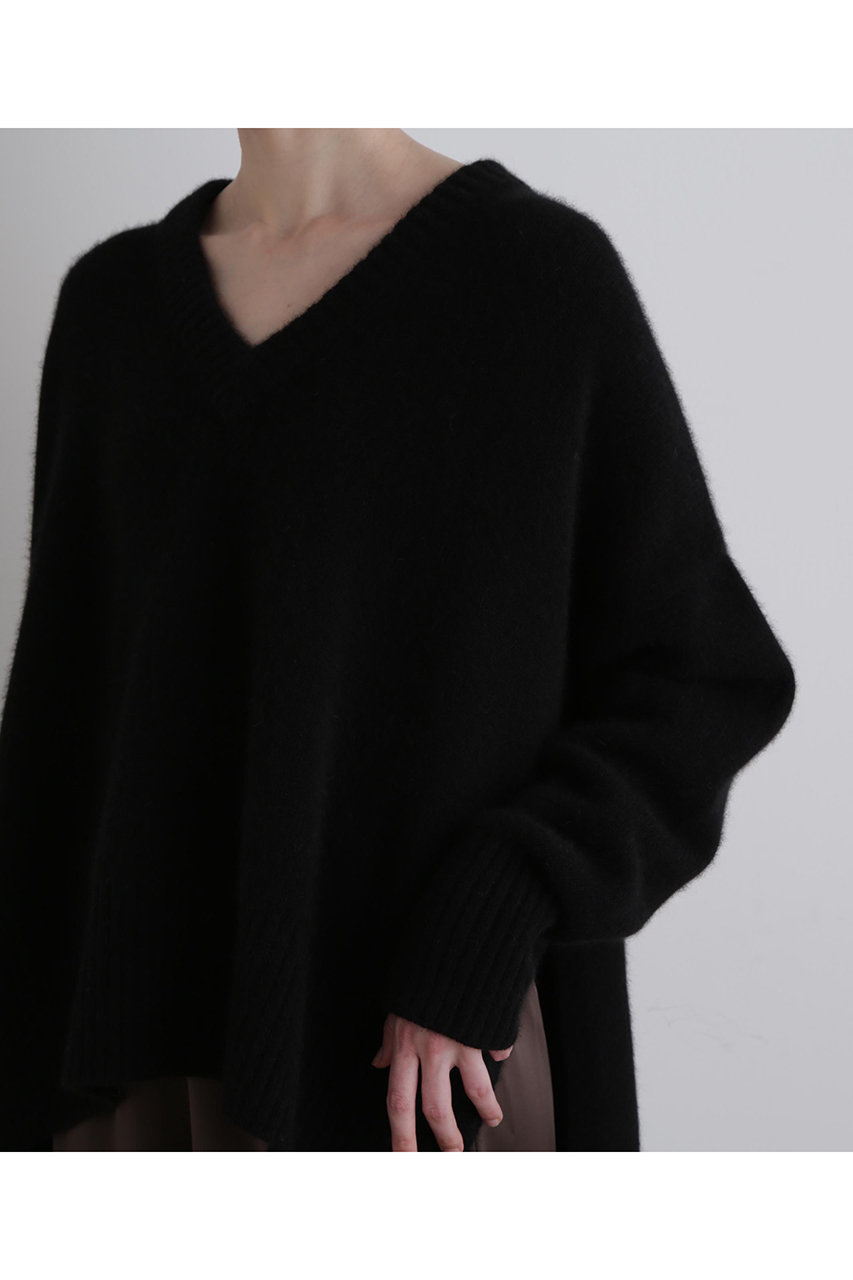 LE PHIL(ル フィル)｜FOX混Vネックニット/ブラック の通販