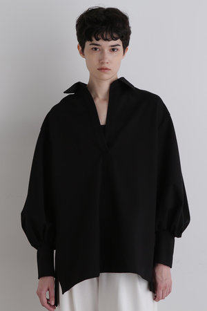新品　LE PHIL ブラック ドレープシャツ カップインUネックドレス | LE PHIL（ル フィル） ｜【公式