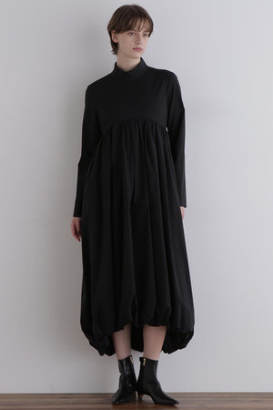 Le Phil 新品　ロングワンピース 長袖 フラップ付き Le Phil 新品 ロングワンピース 長袖 フラップ付き 公式】マルイ