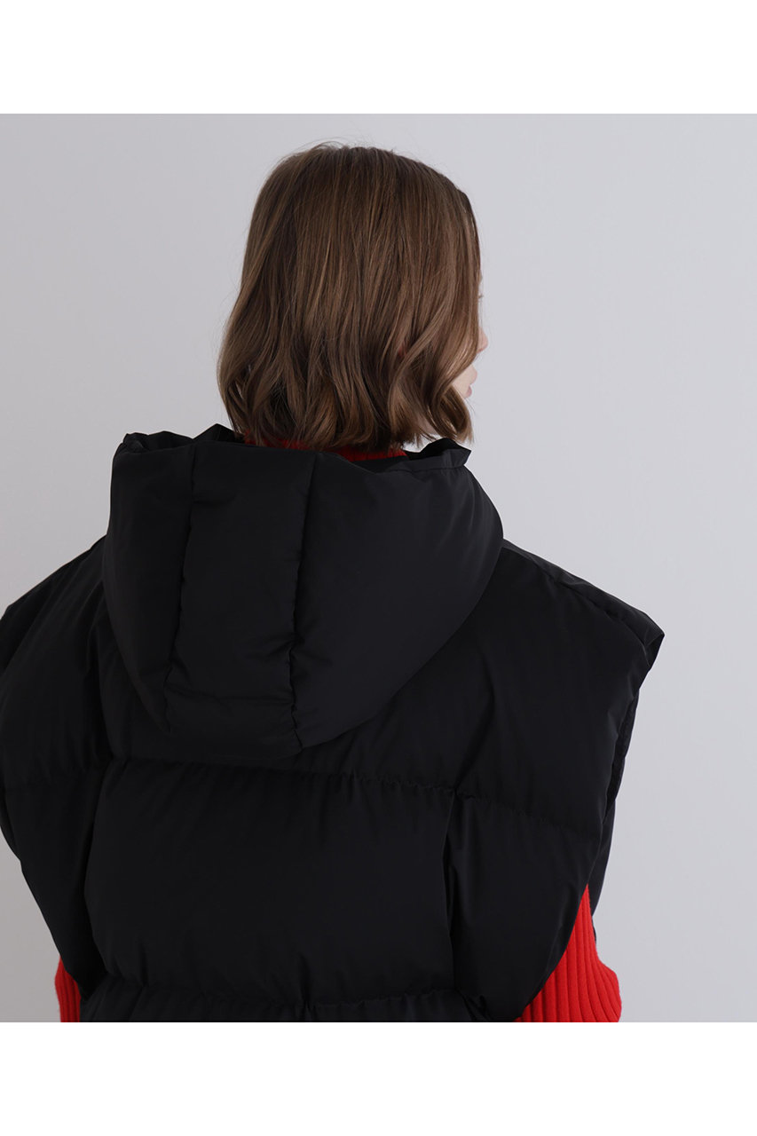 LE PHIL(ル フィル)｜ボクシーシルエットダウンベスト/ブラック の通販