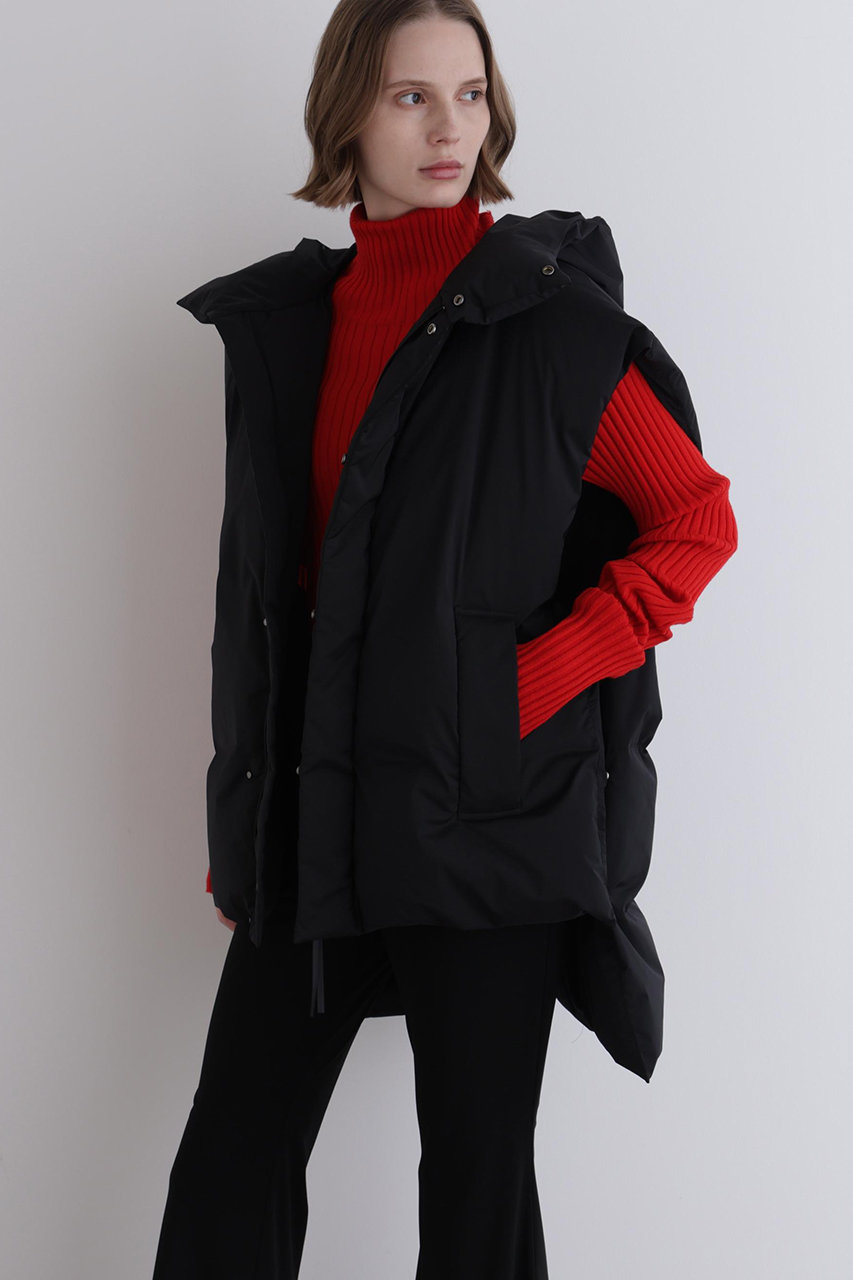 LE PHIL(ル フィル)｜ボクシーシルエットダウンベスト/ブラック の通販