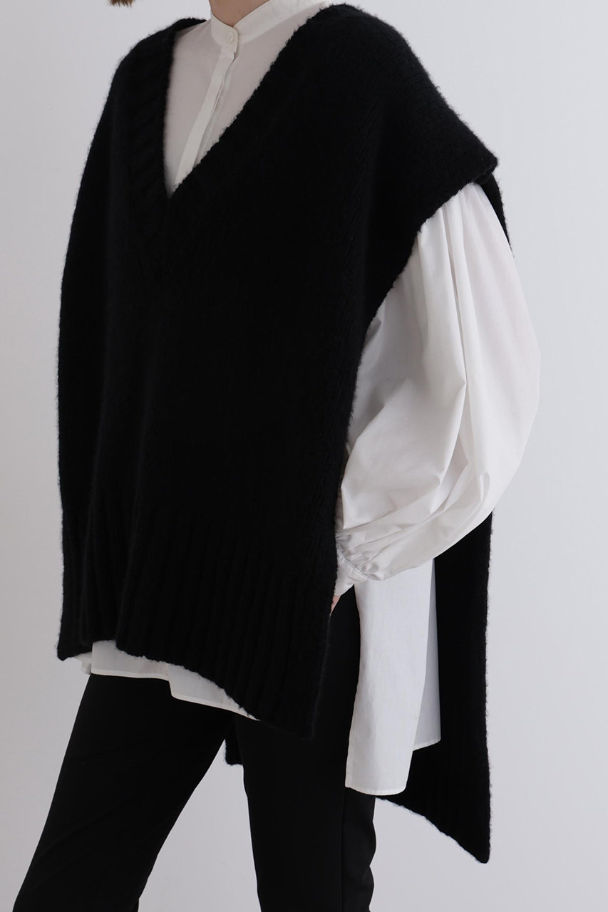 LE PHIL(ル フィル)｜Vネックニットジレ/ブラック の通販｜ELLESHOP