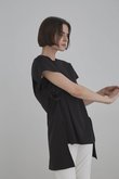 《LE PHIL》コンパクトポンチノースリーブブラウス