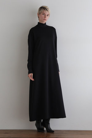 ル フィル/LE PHILのCORDURAフリーススウェットワンピース(110500/110503)