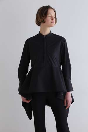 ル フィル/LE PHILのSOLOTEXブロードペプラムシャツ(110400/110403)