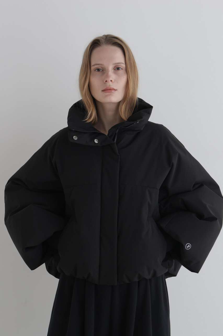 LE PHIL 《LE PHIL SPORTS》ライトタフタショートダウン (ブラック, F) ル フィル ELLE SHOP