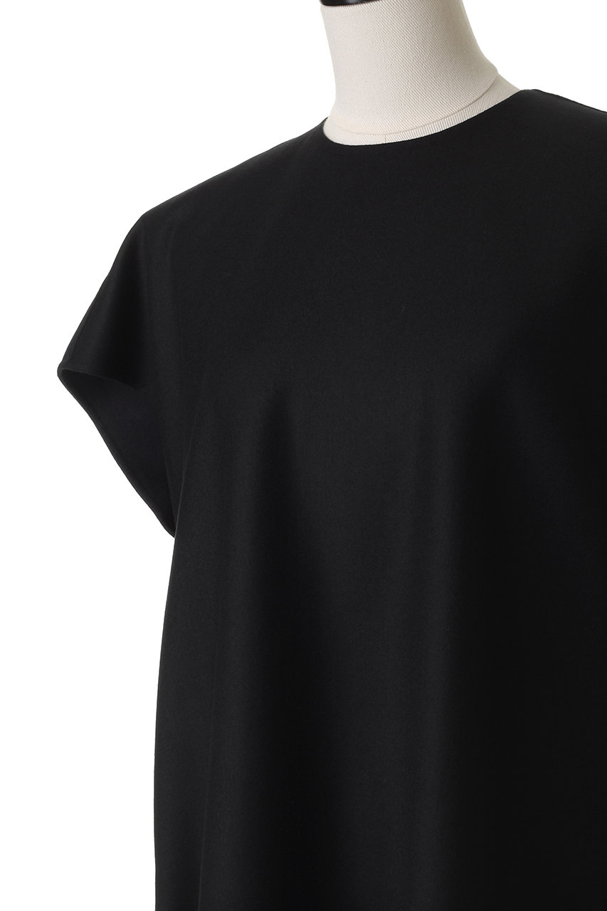 BLAMINK ブラミンク　Vネックノースリーブブラウス　新品未使用 新品未使用 BLAMINK Vネックノースリーブブラウス BLAMINK ブラミンク