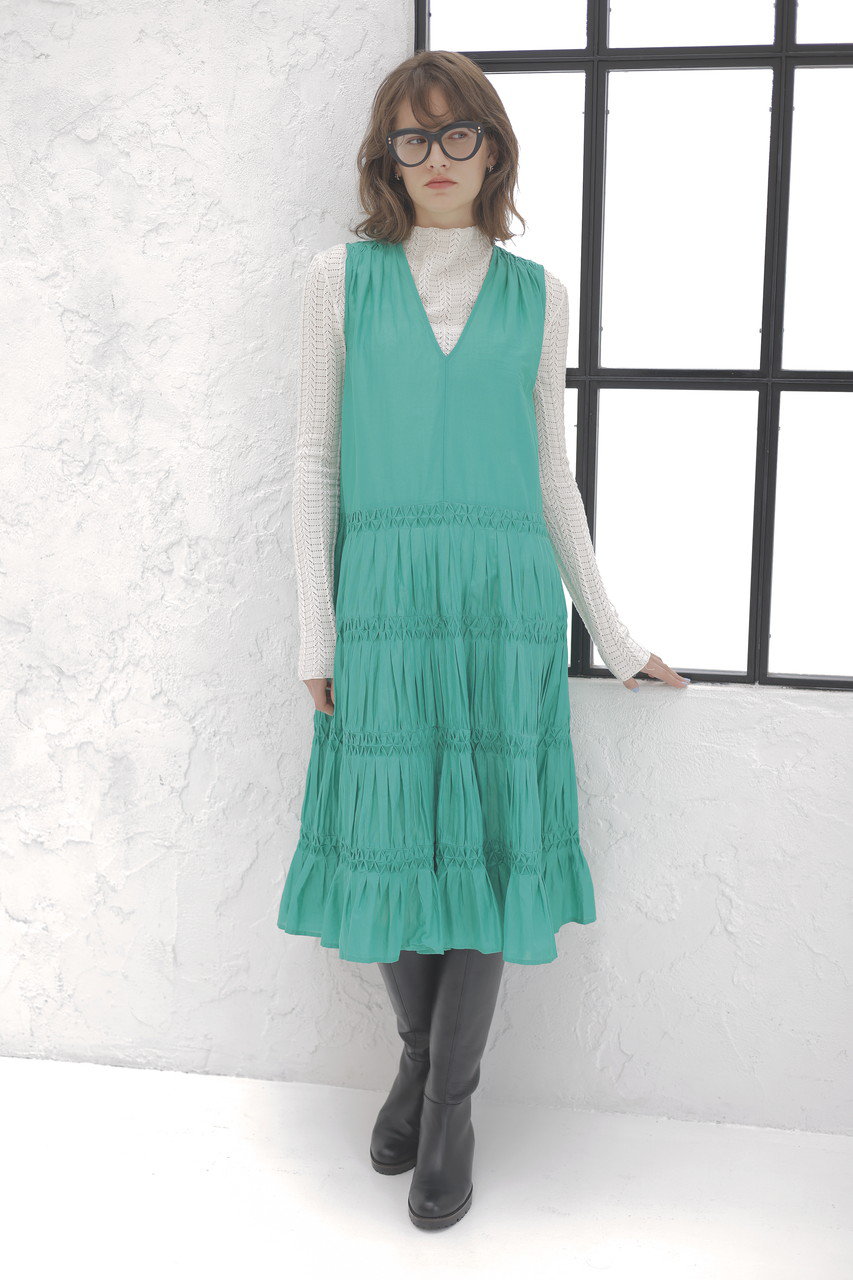 Merlette(マーレット)｜WALLIS ダイアモンドトリム Vネックティアード