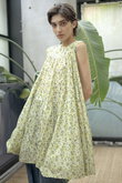 LANAI PRINT フラワープリント ノースリーブティアードミニドレス