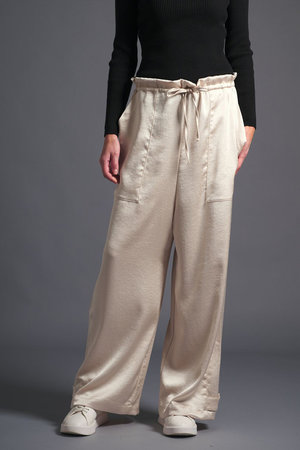 コグ ザ ビッグスモーク/COGTHEBIGSMOKEの52 MOE LOOSE TROUSERS(110600/110601)