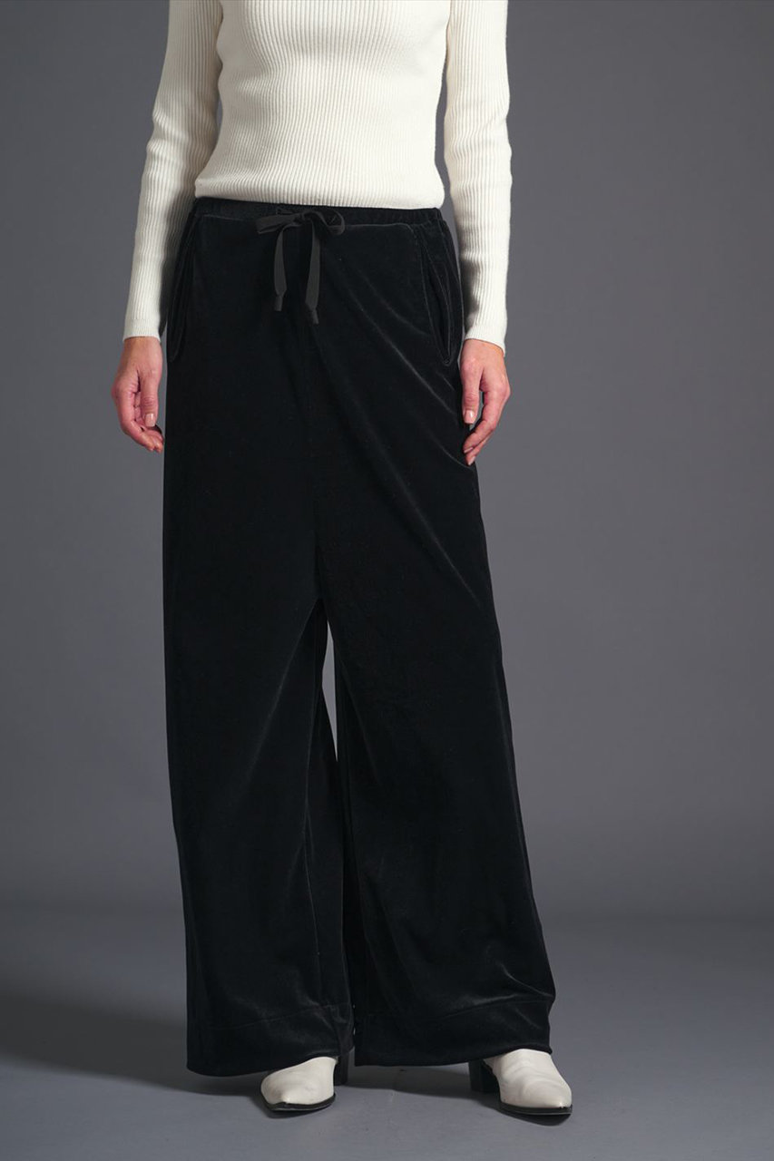 希少✨コグザビッグスモーク ALISON TROUSERS　ブラック COGTHEBIGSMOKE(コグ ザ ビッグスモーク)｜【8/1 0:00販売開始