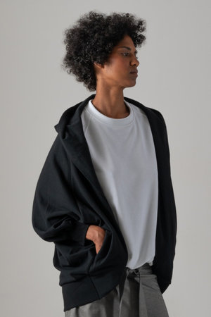 コグ ザ ビッグスモーク/COGTHEBIGSMOKEの【予約販売】53 NICOLETTE BORERO HOODY(110100/110104)