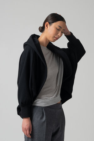 コグ ザ ビッグスモーク/COGTHEBIGSMOKEの【予約販売】27 NICOLETTE BORERO HOODY(110100/110105)