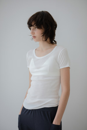 サク・レ/Sacreの【Living room】リブＴシャツ