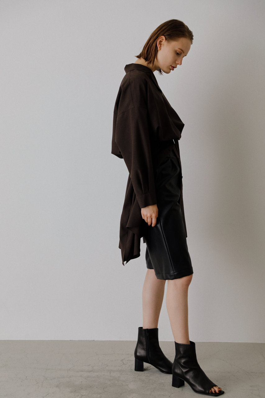 Fake leather middle PT/パンツ