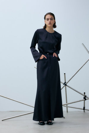 リムアーク/RIM.ARKのFlare sleeve satin tops/トップス(110100/110103)