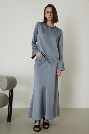 リムアーク/RIM.ARKのFlare sleeve satin tops/トップス(110100/110103)