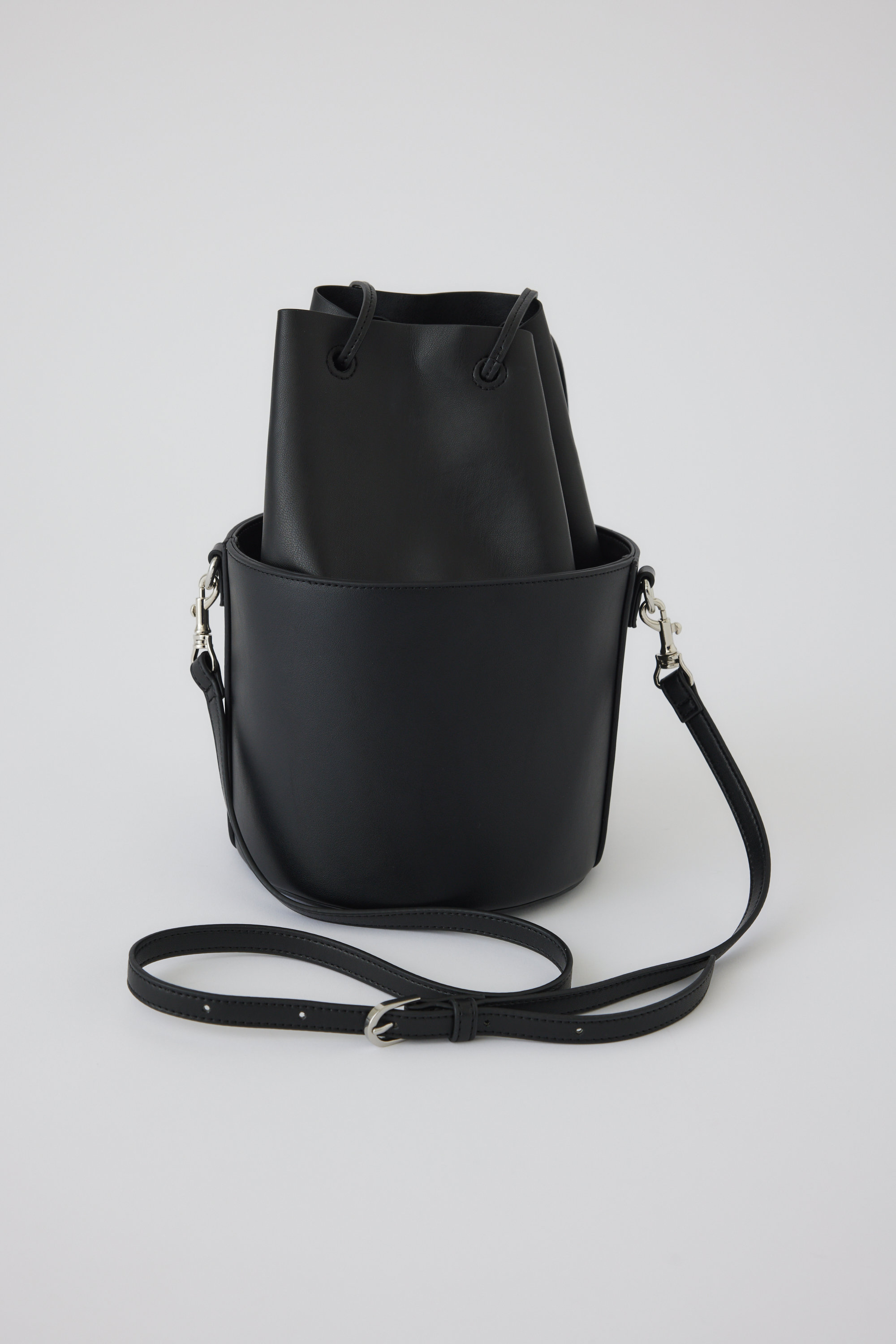 リムアーク/RIM.ARKの【12/18 10:00販売開始】Combination bucket bag/バッグ(ブラック/460ISS51-0301)