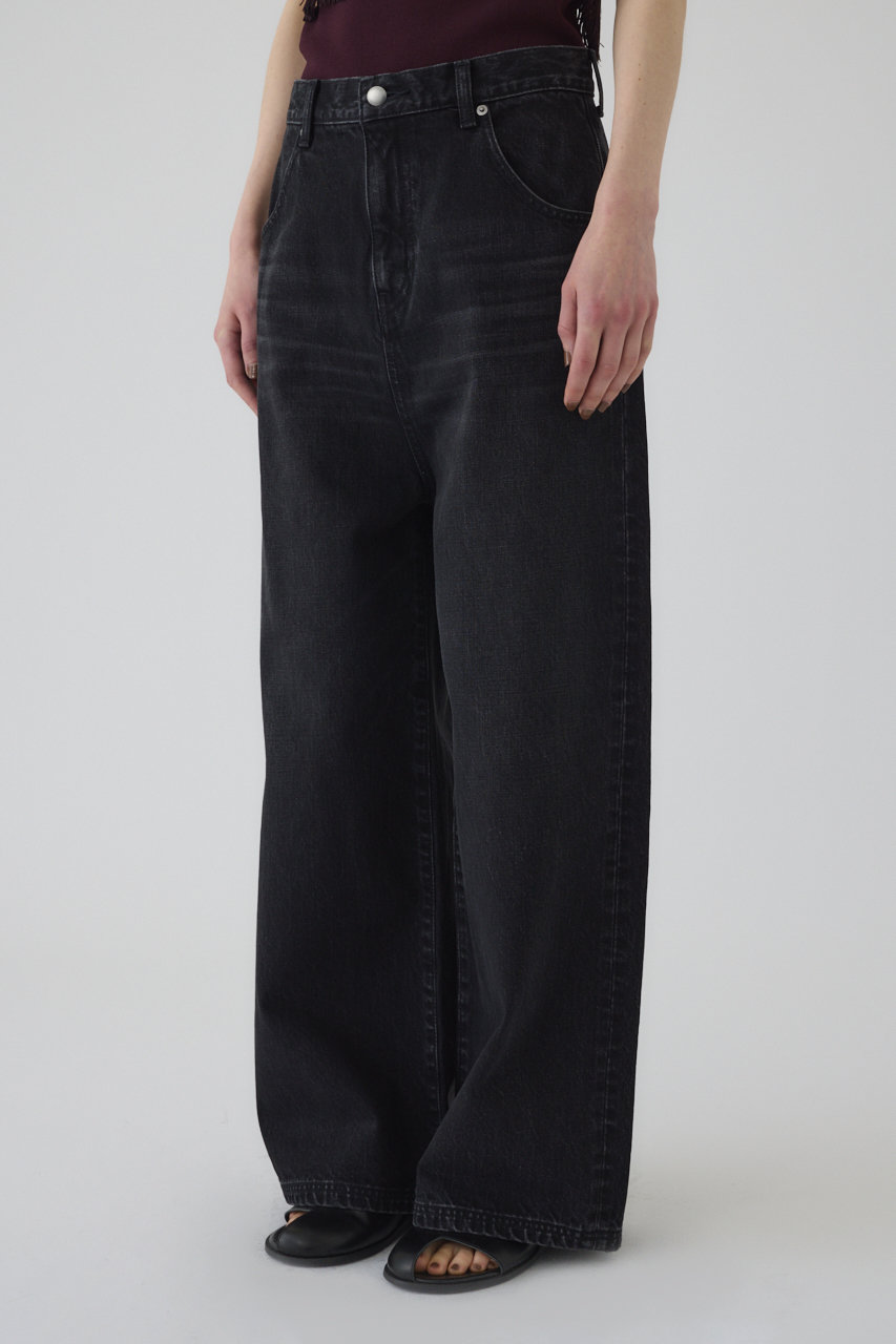 AAKAM ブラックストレートデニム AAKAM ブラックストレートデニム ストレートブラックデニム