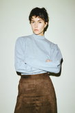 Curved sleeve high collar tops/トップス