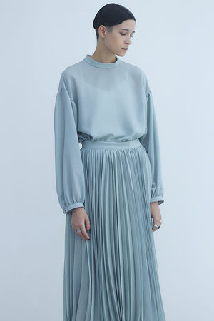 シアーライトウールプリーツスカート
