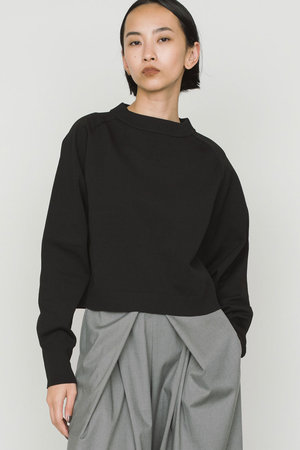 ミディウミソリッド/MIDIUMISOLIDのショートワイドプルオーバー(110300/110301)