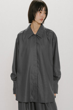 ミディウミソリッド/MIDIUMISOLIDのrelax long cuffs shirt シャツ(110400/110403)