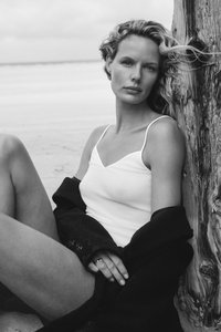 HANRO(ハンロ)｜COTTON SEAMLESS タンクトップ/ホワイト の通販