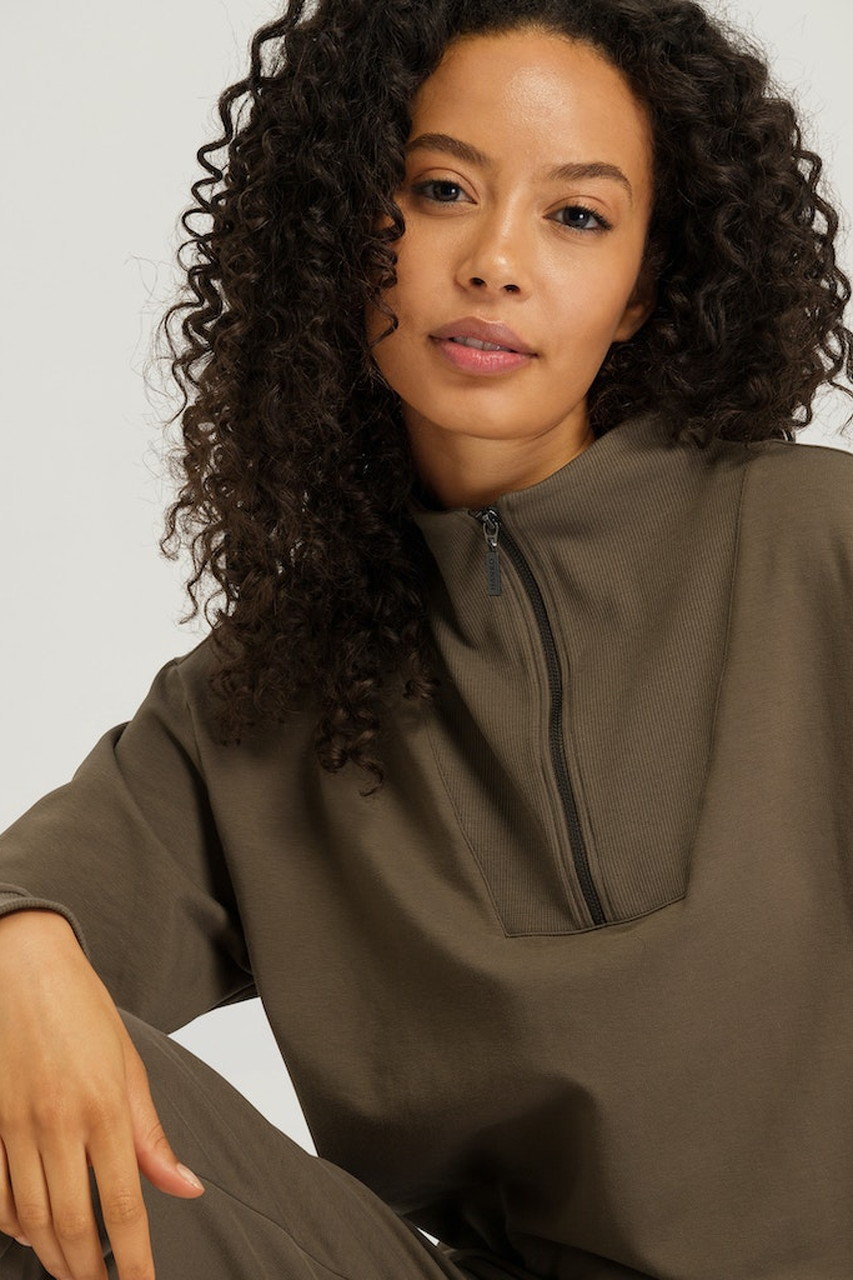 HANRO(ハンロ)｜ハーフジップ/カーキ の通販｜ELLESHOP・(エル