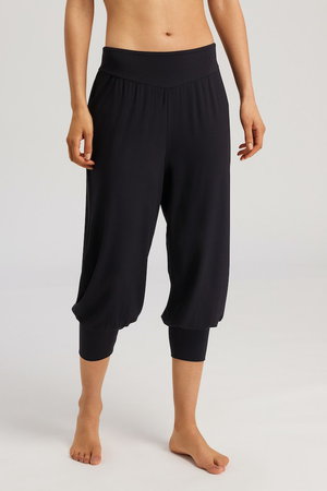 ハンロ/HANROのYOGA7分丈パンツ(111000/111001)