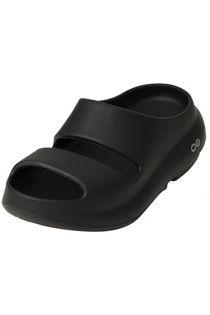 ウーフォス/OOFOSのOOyea(130200/130205)