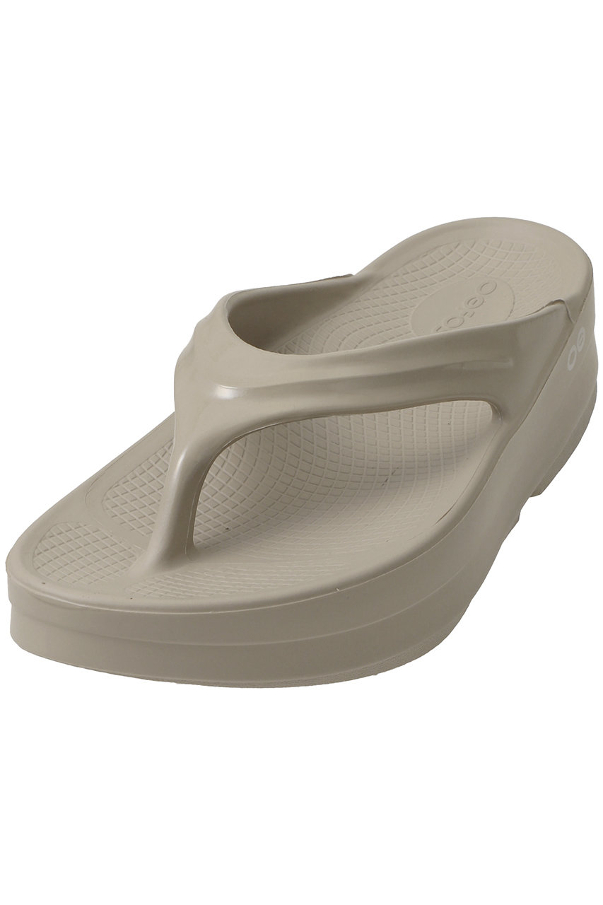 ウーフォス/OOFOSのOOmega(ノマド/2000440050211)