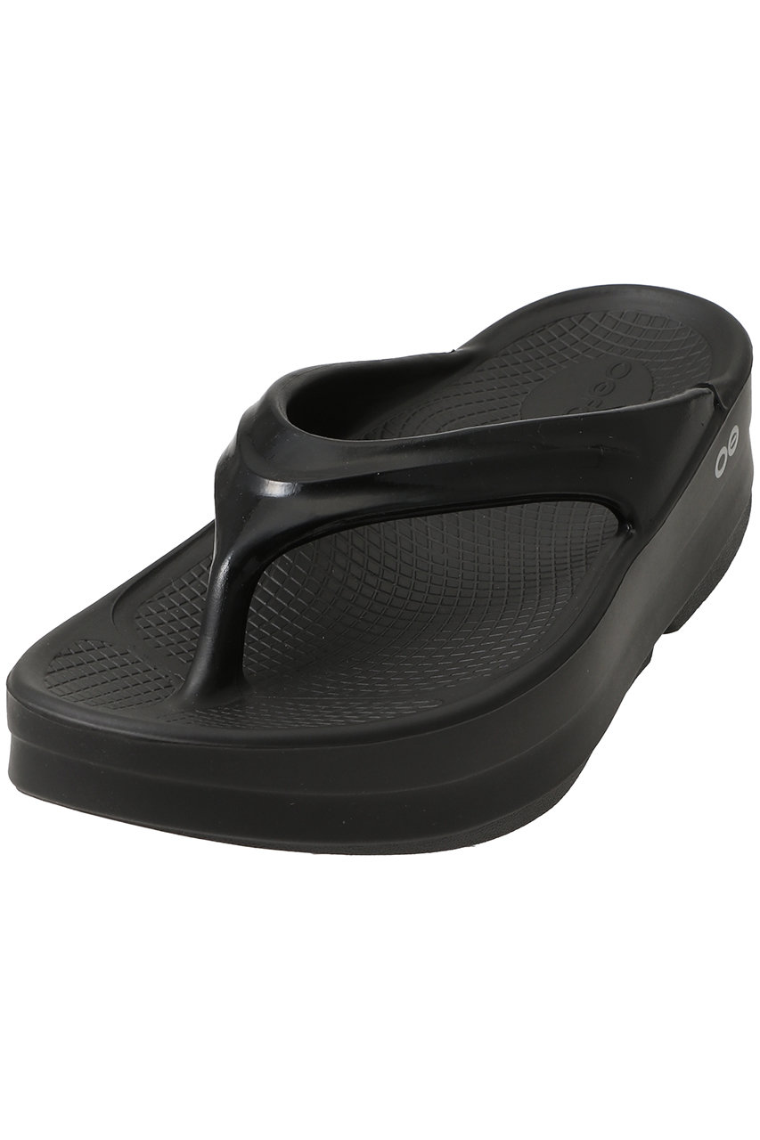 ウーフォス/OOFOSのOOmega(ブラック/2000440050211)