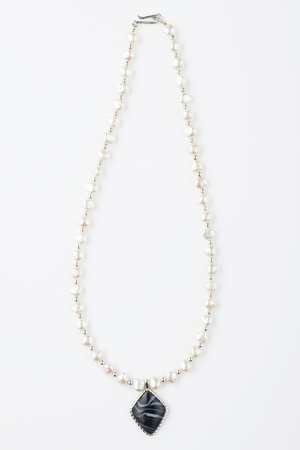 プリーク/PREEKのSQUARE STONE PEARL ネックレス(150200/150201)