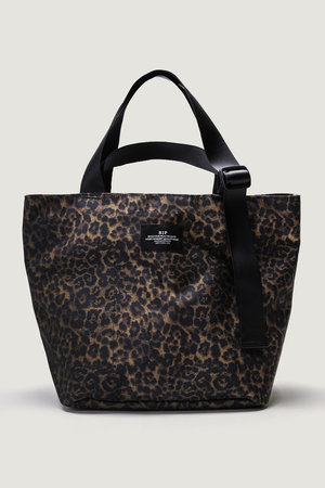 バッグズインプログレス/BAGSINPROGRESSのDOUBLE-HANDLE BAG MEDIUM(LEOPARD)