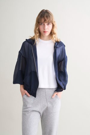 スリードッツ/three dotsのシャイニーシャツ ジップアップフーディ(110100/110105)