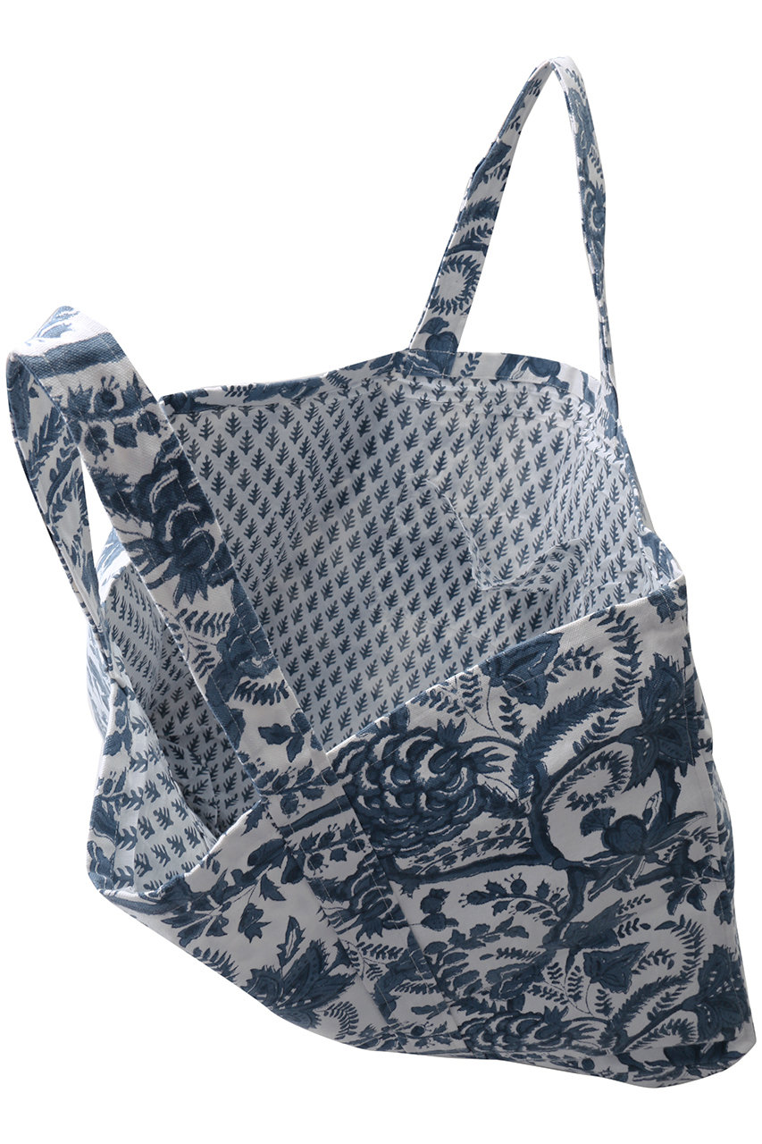 SZ BLOCKPRINTS Oversized Tote in Big Phool Print バッグ Oversized Tote in Big Phool Print | SZ Blockprints – SZ