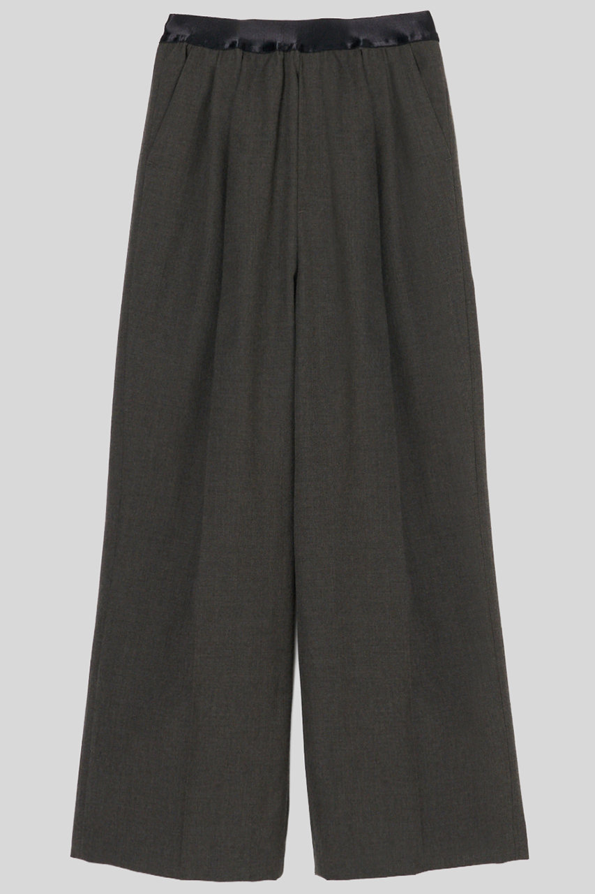 イロット/IIROTのウール サージ スラック(カーキ/032-025-WP011)