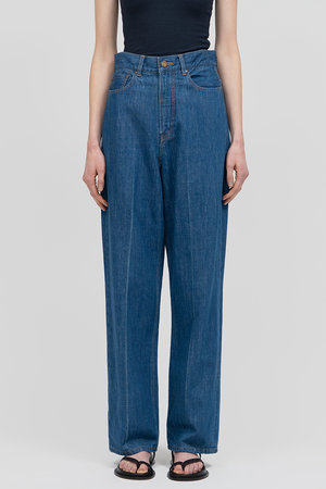 イロット/IIROTの【予約販売】テーパード ジーンズ(110600/110604)