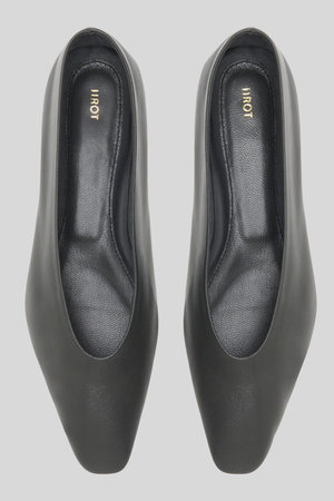 イロット/IIROTの【予約販売】カバーフラットシューズ