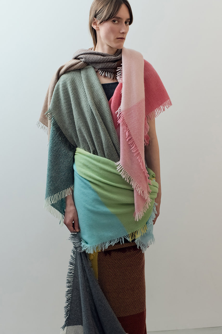 elegancese(エレガンセーゼ)｜Square fringe スカーフ/ホワイト/グレー