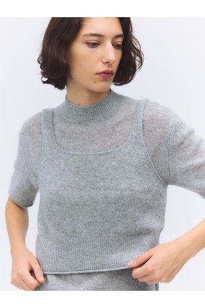 エレガンセーゼ/eleganceseのSheer カシミヤショートスリーブ(110300/110301)