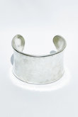 Luna solid cuff ブレスレット
