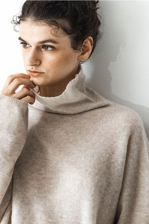 ドンリー/DONGLIのHIGHNECK