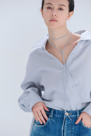 スタニングルアー/STUNNING LUREの【12/24 11:00販売開始】【予約販売】ｒバックスリットシャツ(110400/110403)